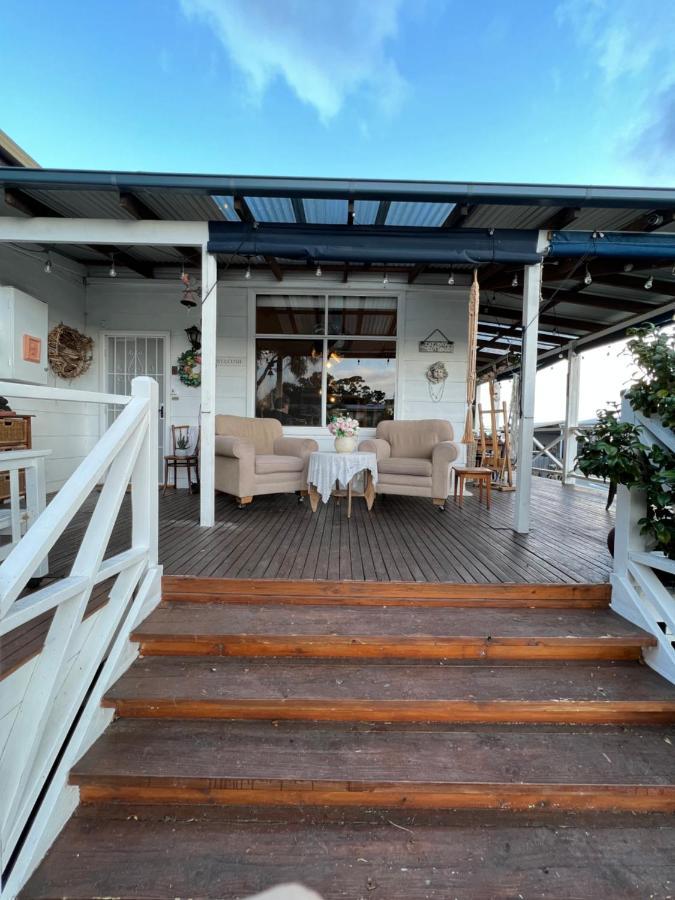 Ivy May Cottage Lakes Entrance Exterior photo